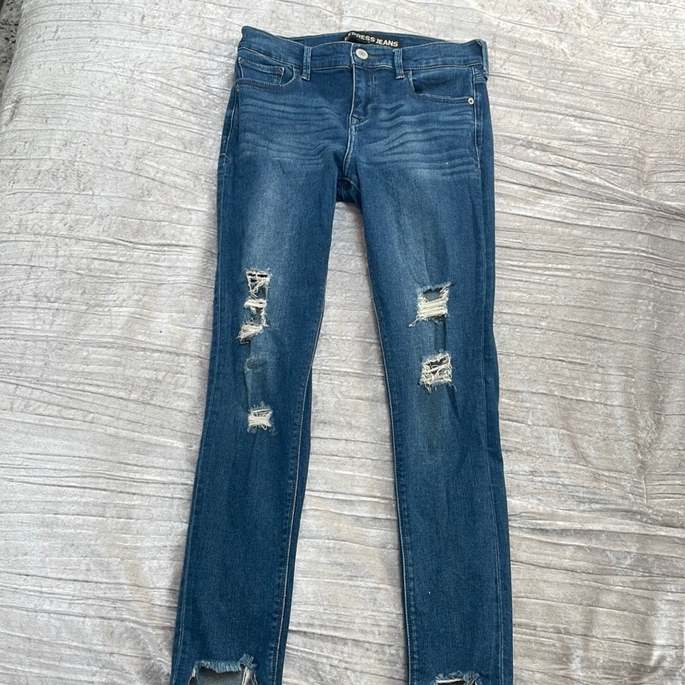 Express Ultimate Stretch Mid rise jeans